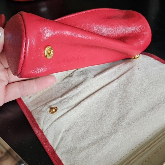 Madison Burke leather wallet - Picture 3 of 4